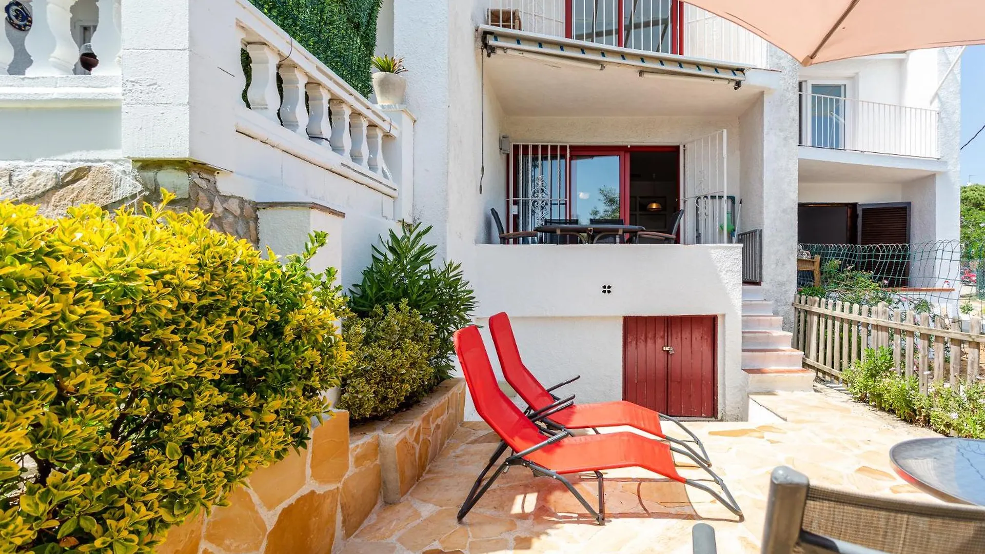 Cosy Holiday Cottage Tossa de Mar Apartment